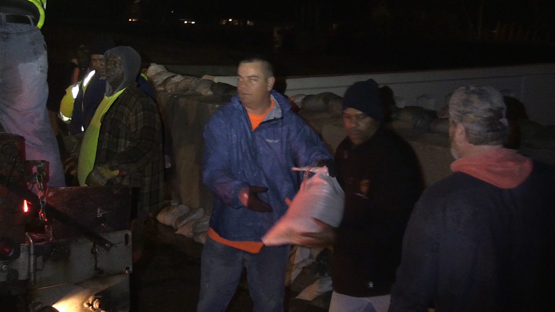 Communities along Little Calumet River brace for flooding; high water hampers travel
